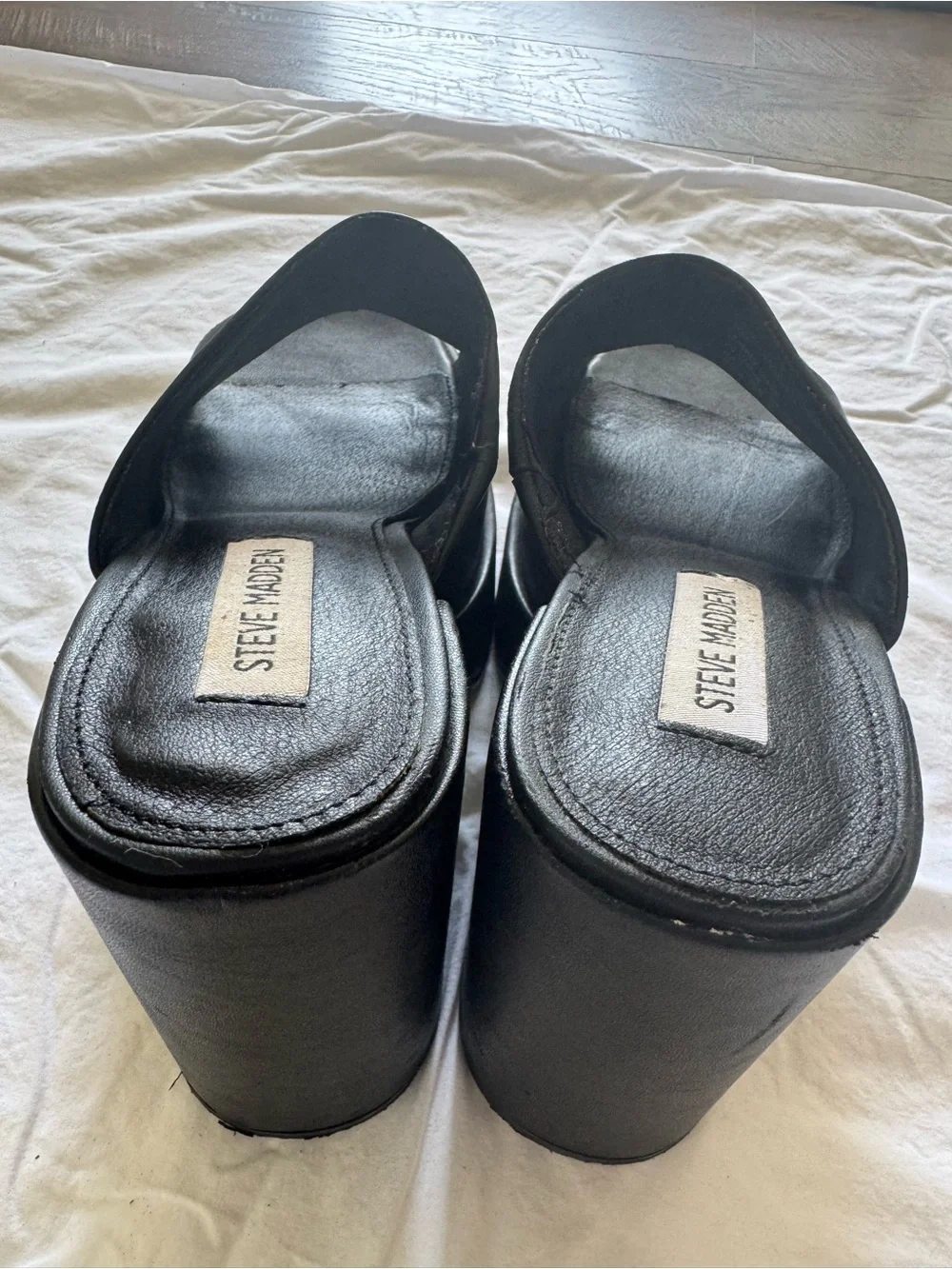 Steve Madden CAGEY Black Leather Platform Slide Heels